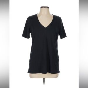 EUC Lululemon Athletica Black Short Sleeve V-Neck Tee, size 10